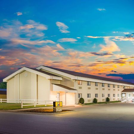 Hotel Super 8 By Wyndham Nevada Exteriér fotografie